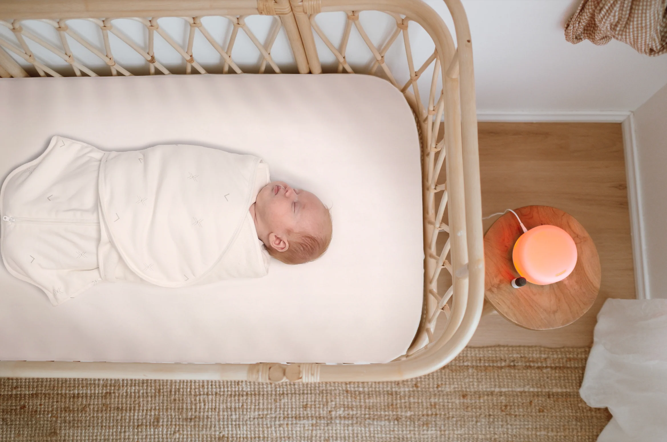 Glow Cloud Fitted Cot Sheet - Image 7